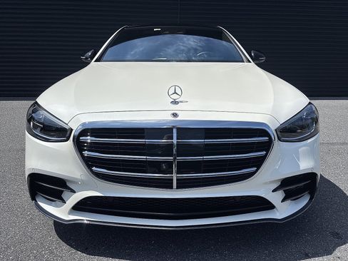 Used 2023 Mercedes-Benz S 580 4MATIC Sedan image 9