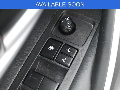 Used 2024 Toyota Corolla SE w/ SE Premium Package FWD image 11
