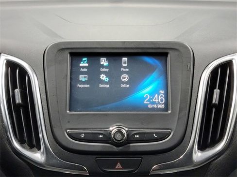 Used 2018 Chevrolet Equinox LT image 21