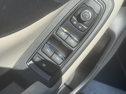 Used 2020 Subaru Forester Limited AWD/4WD image 18