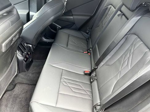 Used 2025 BMW X3 xDrive30i w/ Premium Package image 41