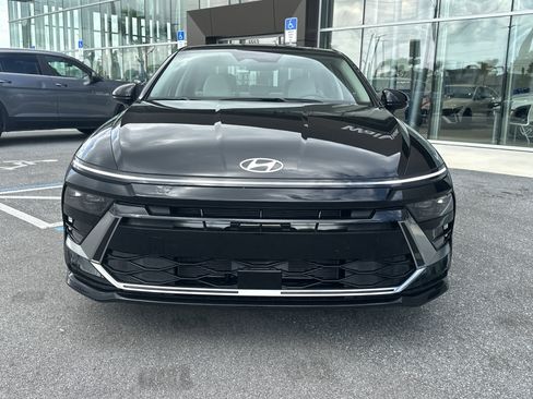 New 2026 Hyundai Sonata SEL FWD image 3