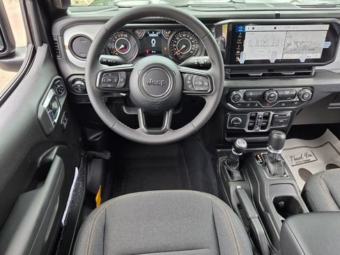 New 2026 Jeep Gladiator Sport AWD/4WD image 7
