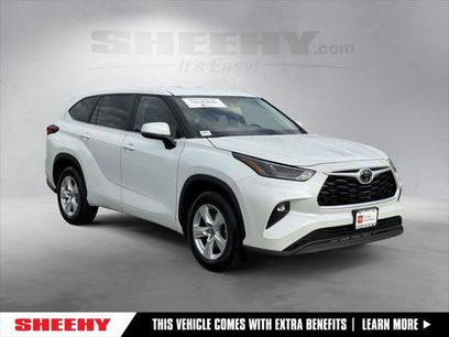 Certified 2023 Toyota Highlander LE