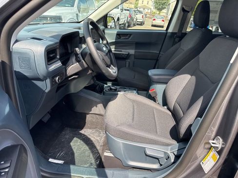 New 2025 Ford Maverick XL image 7