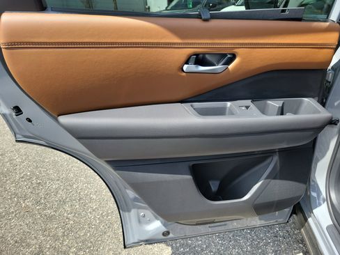 New 2026 Nissan Pathfinder Platinum w/ Cargo Package image 13