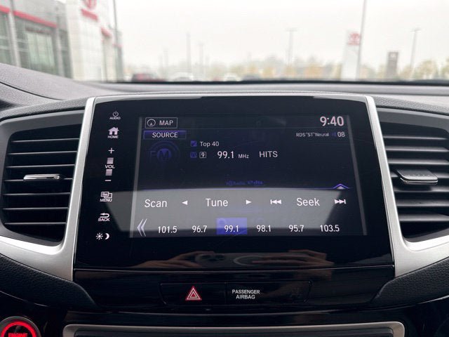 Used 2018 Honda Pilot Elite image 36