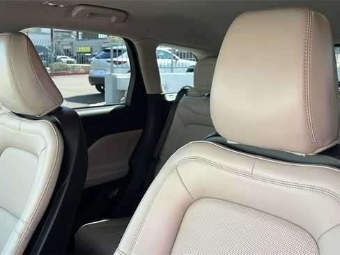 Used 2025 Lincoln Corsair Reserve w/ Jet Appearance Package image 14