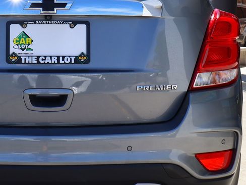 Used 2020 Chevrolet Trax Premier w/ LPO, Protection Package FWD image 20