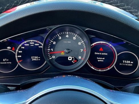 Used 2022 Porsche Cayenne image 13