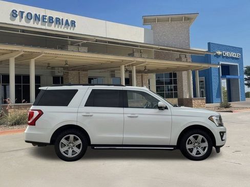 Used 2020 Ford Expedition XLT w/ Equipment Group 202A image 4