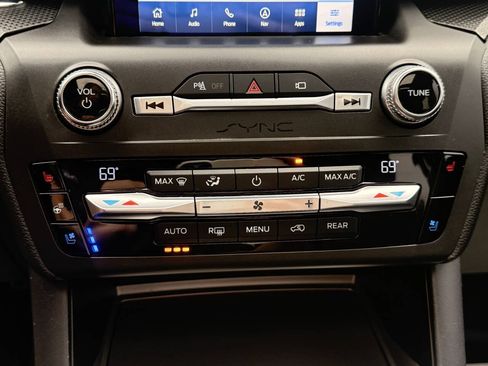 Used 2020 Ford Explorer ST w/ Premium Technology Package AWD/4WD image 21