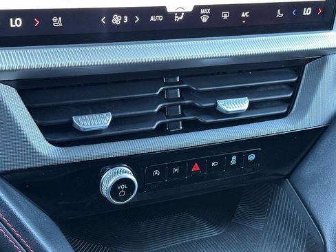 Used 2025 Ford Explorer ST-Line AWD/4WD image 17