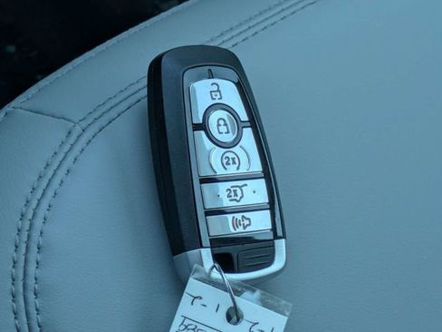 New 2026 Ford Expedition Active RWD image 30