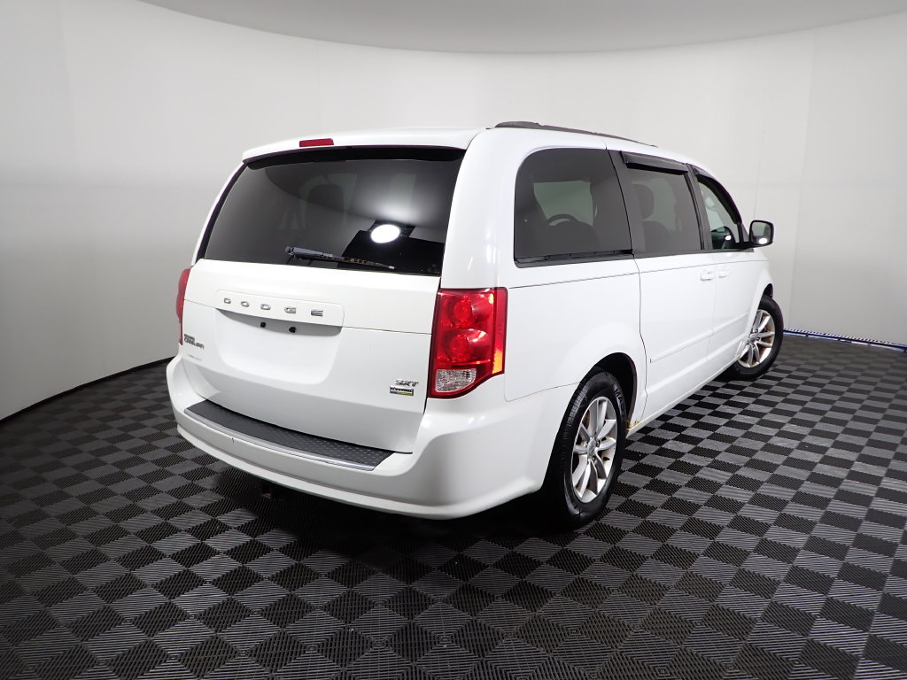 Used 2015 Dodge Grand Caravan SXT FWD image 15