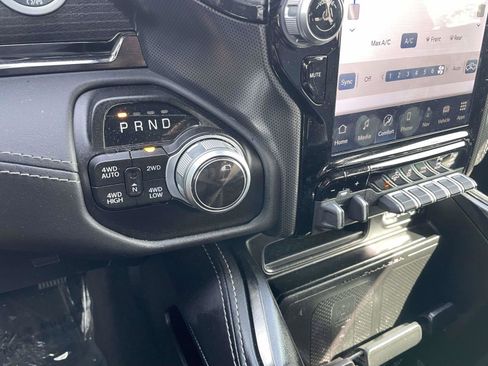 Used 2022 RAM 1500 Limited AWD/4WD image 38