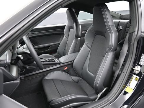 New 2026 Porsche 911 GT3 image 5