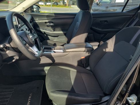 Used 2024 Nissan Sentra SV image 17