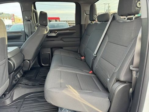 New 2026 GMC Sierra 1500 SLE w/ X31 Off-Road Package image 10