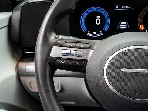 Used 2025 Hyundai Kona SEL image 41