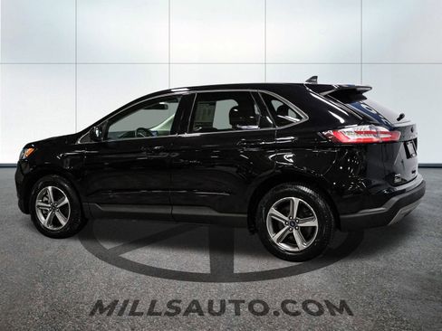 Certified 2022 Ford Edge SEL w/ Convenience Package image 4