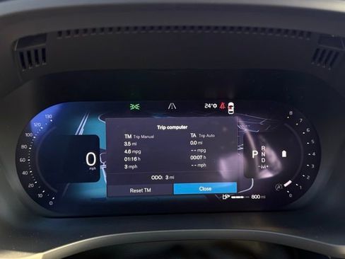 New 2026 Volvo XC60 B5 Plus w/ Climate Package image 17