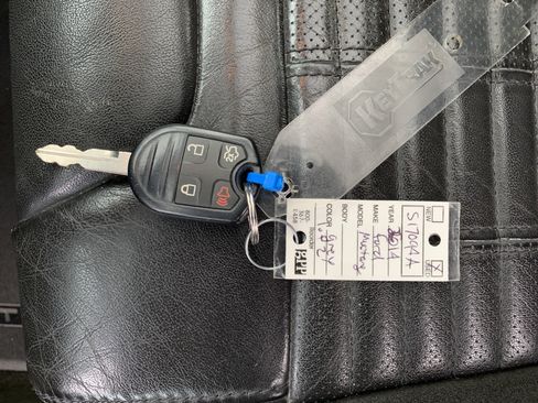 Used 2014 Ford Mustang Shelby GT500 w/ Equipment Group 821A image 37