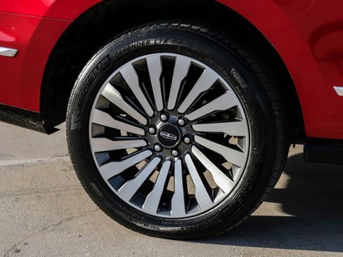 Used 2018 Lincoln Navigator Reserve w/ Technology Package image 71