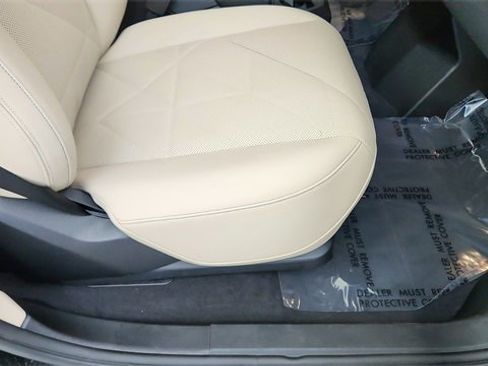 Used 2024 BMW iX xDrive50 w/ Premium Package image 23