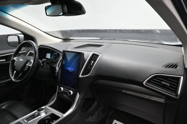 Used 2023 Ford Edge SEL AWD/4WD image 7