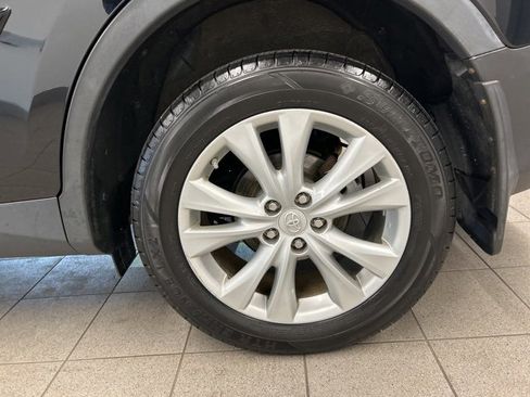 Used 2014 Toyota RAV4 Limited image 11