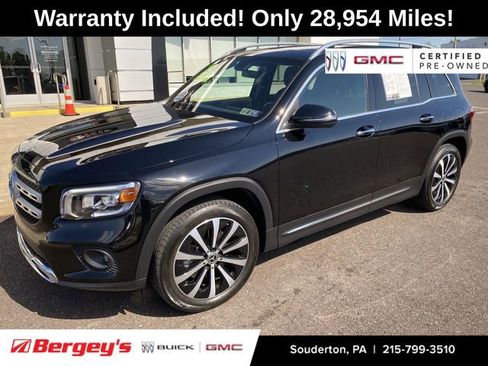 Used 2023 Mercedes-Benz GLB 250 4MATIC image 1