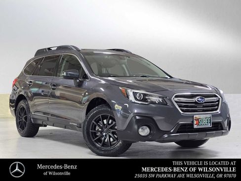 Used 2019 Subaru Outback 3.6R Limited image 1