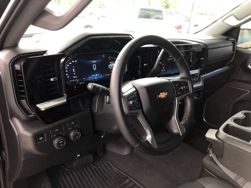 Used 2026 Chevrolet Silverado 1500 LT AWD/4WD image 15