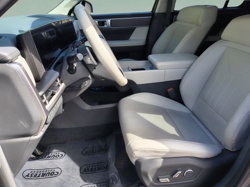 Used 2024 Hyundai Santa Fe SEL FWD image 22