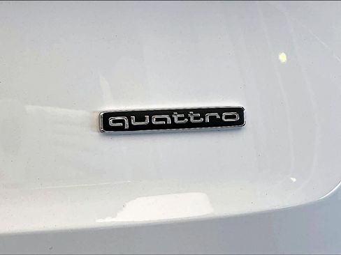 Used 2023 Audi Q7 Premium Plus w/ Premium Plus Package image 10