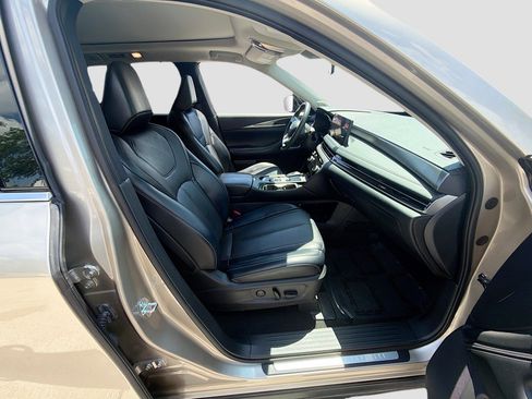 Used 2023 INFINITI QX60 Luxe w/ Performance Audio Package AWD/4WD image 33
