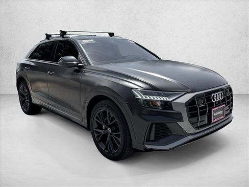 Used 2023 Audi Q8 Premium Plus w/ Premium Plus Package AWD/4WD image 3