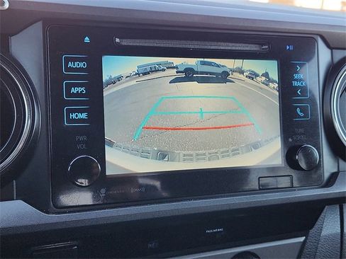 Used 2018 Toyota Tacoma SR image 19