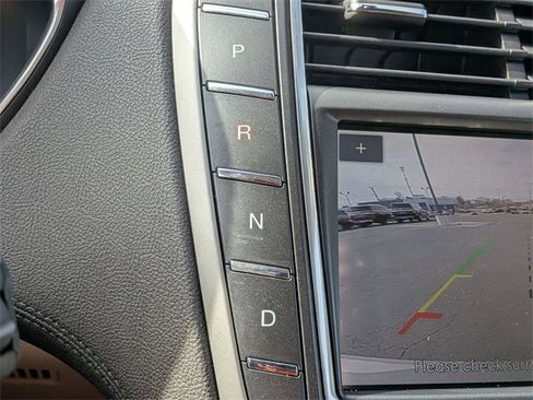 Used 2020 Lincoln Nautilus Reserve image 25