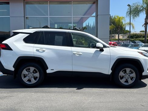 Certified 2024 Toyota RAV4 LE AWD/4WD image 4