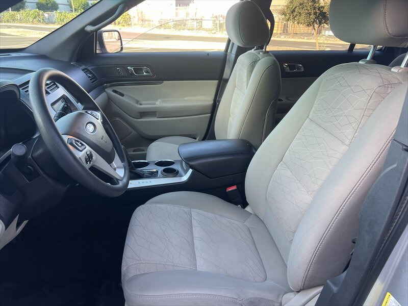 Used 2013 Ford Explorer FWD image 14