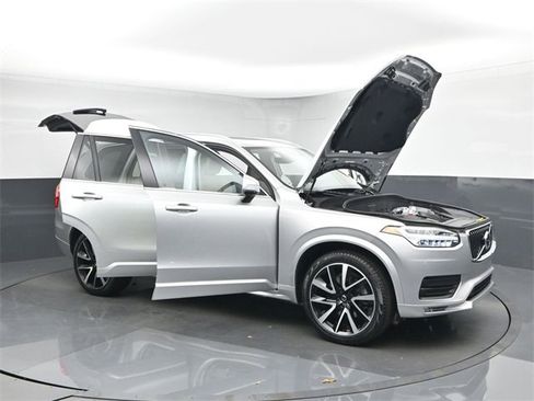 Used 2022 Volvo XC90 T6 Momentum w/ Advanced Package image 53