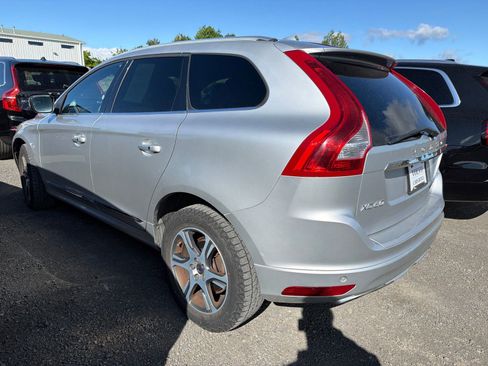 Used 2014 Volvo XC60 T6 AWD/4WD image 3