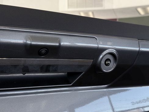 Used 2024 Ford F150 Lariat w/ FX4 Off-Road Package image 21