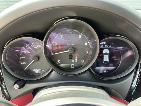 Certified 2024 Porsche Macan AWD/4WD image 25
