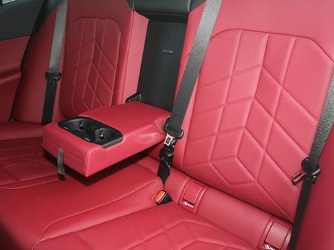 Used 2025 BMW i5 xDrive40 w/ Premium Package image 23