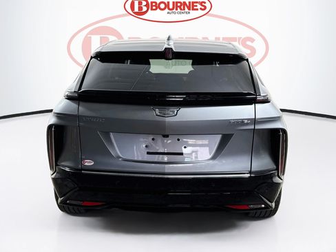 Used 2024 Cadillac Lyriq Tech w/ Driver Assist Package AWD/4WD image 10