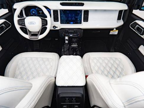Used 2026 Ford Bronco Big Bend AWD/4WD image 2