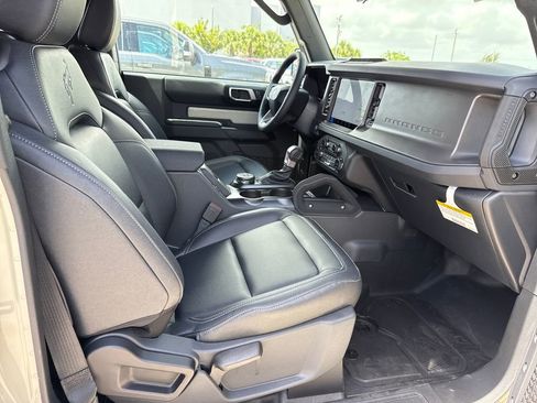 New 2026 Ford Bronco Badlands AWD/4WD image 22